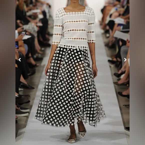 Oscar de la Renta ecru Lace & Embroidered top blouse size 2 - Picture 12 of 12